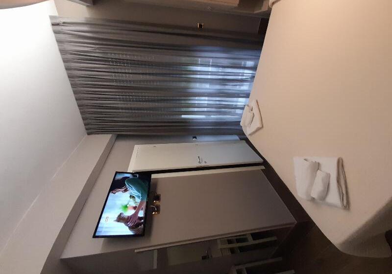 اتاق استاندارد, Royal Plaza