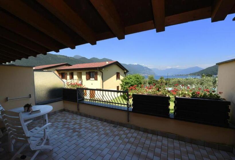 חדר סטנדרט נוף לאגם, Ulivi