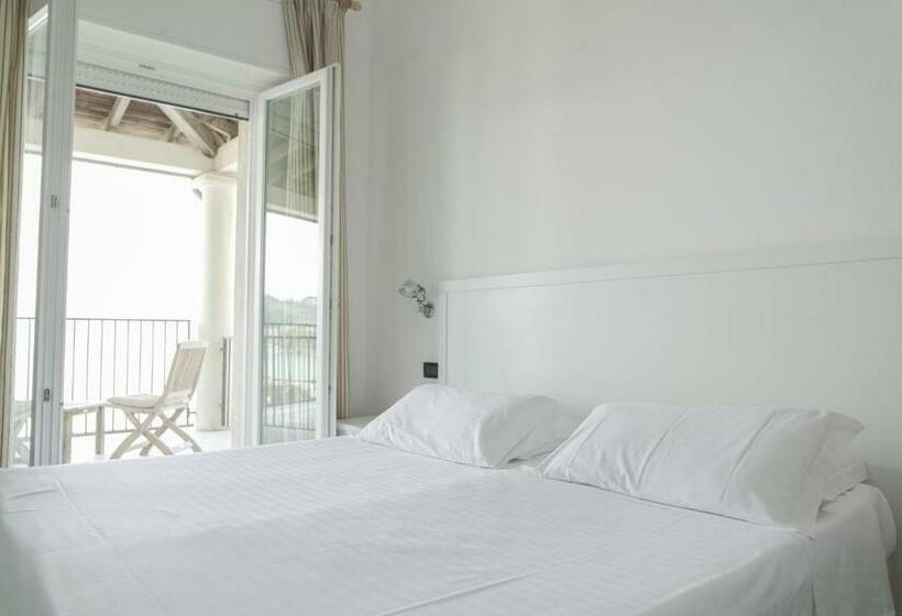 اتاق سوپریور چهار تخته, Venere Azzurra