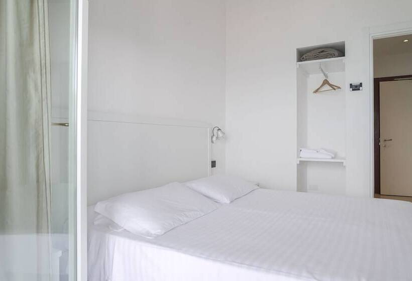 اتاق استاندارد با چشمانداز دریا, Venere Azzurra