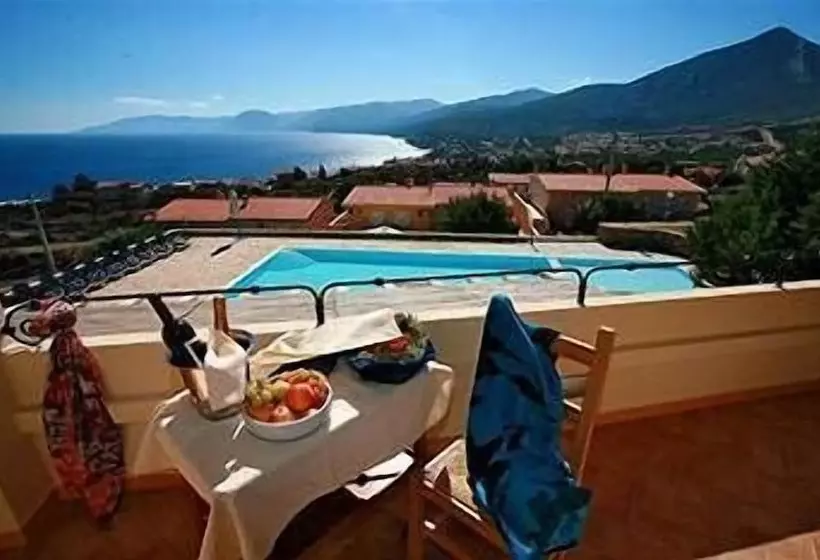 Standard-huone, Villa Gustui Maris