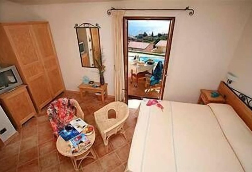 اتاق استاندارد, Villa Gustui Maris