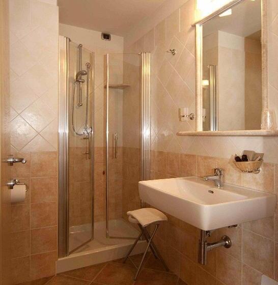 غرفة برستیچ إطلالة على البحر, Villa Gustui Maris