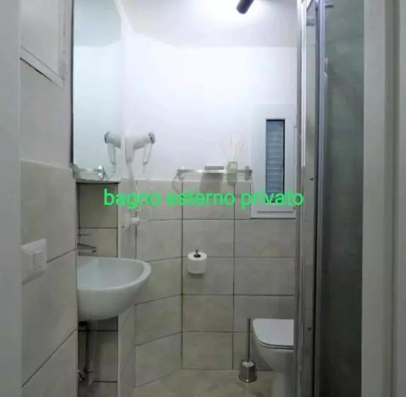 エコノミールーム, Vite 99 Spanish Steps Room