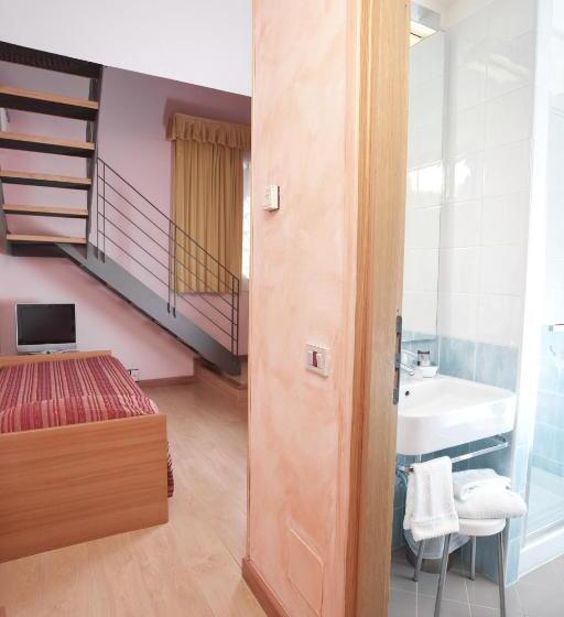 스탠다드 트리플 룸, Ziò Imola