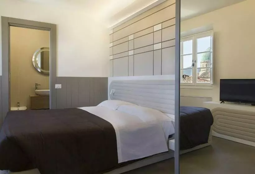 سوییت لوکس, Palazzo Dei Ciompi Suites