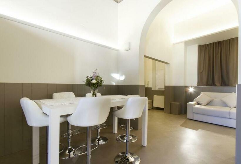 سوئیت دلوکس 2 خوابه, Palazzo Dei Ciompi Suites