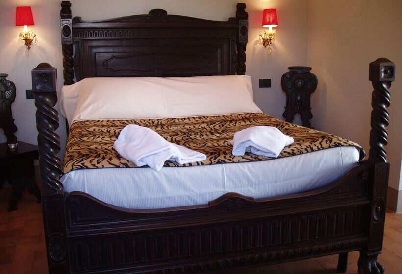 חדר סופריור, Quercia Rossa