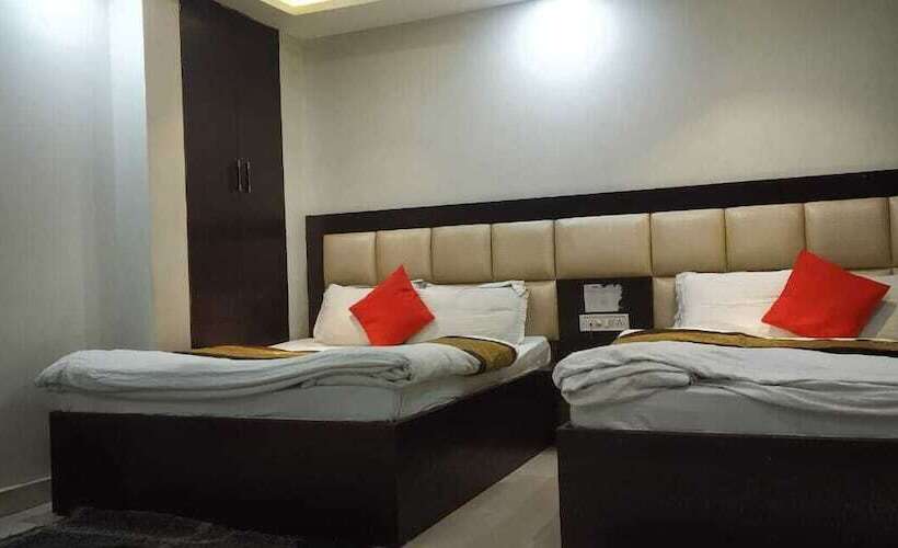 اتاق خانوادگی, Adb Rooms Hotel Ashiana