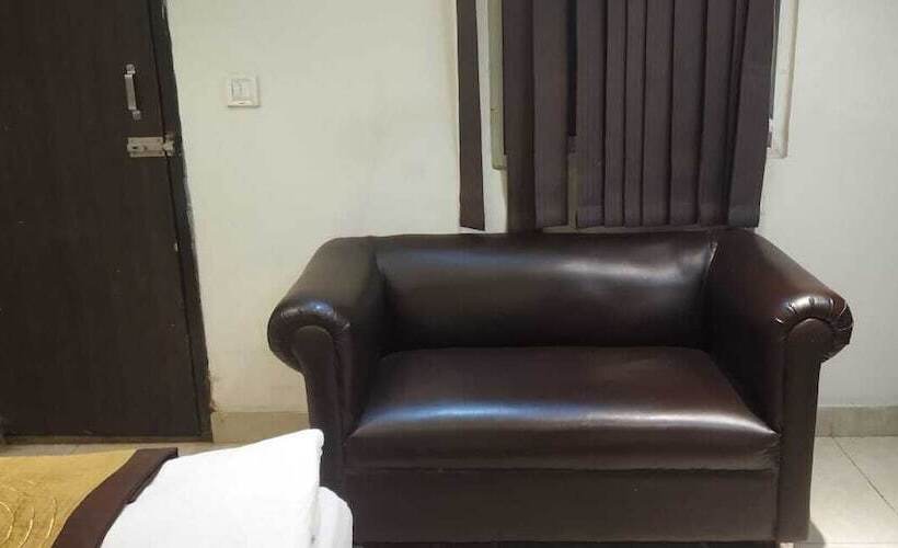 חדר משפחתי, Adb Rooms Hotel Ashiana