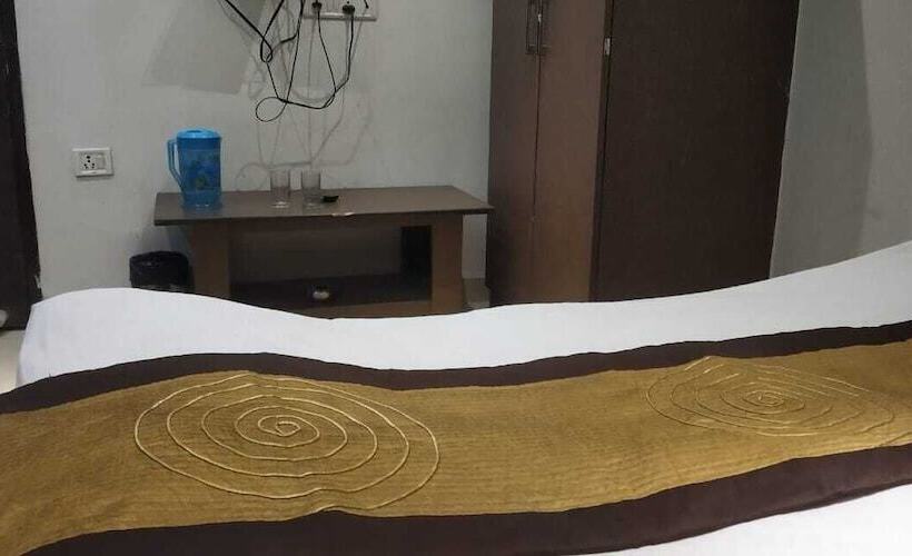 חדר דלוקס, Adb Rooms Hotel Ashiana