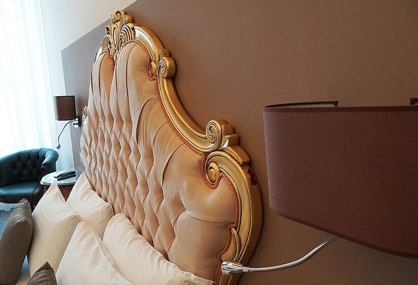 اتاق لوکس, Art Resort Galleria Umberto