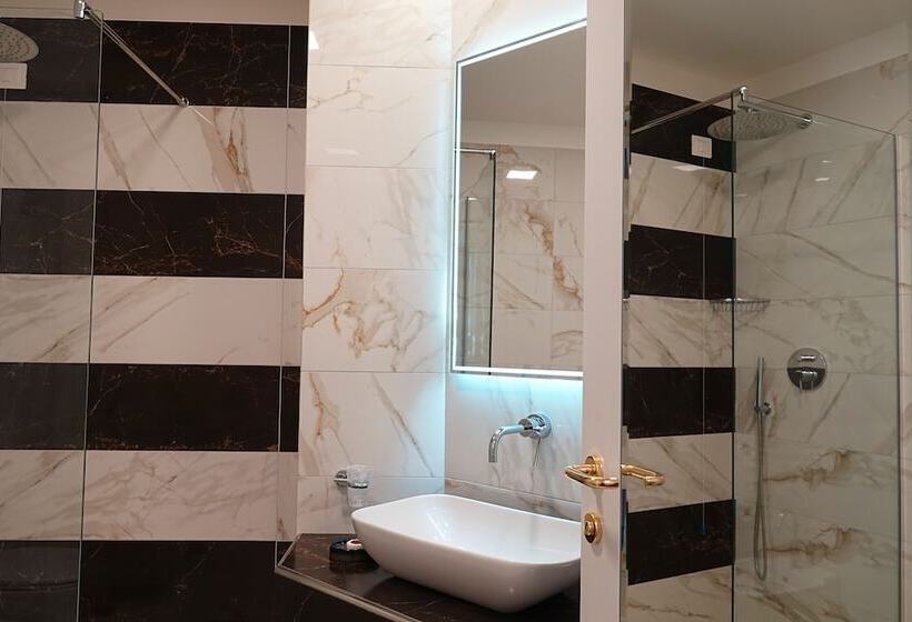 سوییت جونیور, Art Resort Galleria Umberto