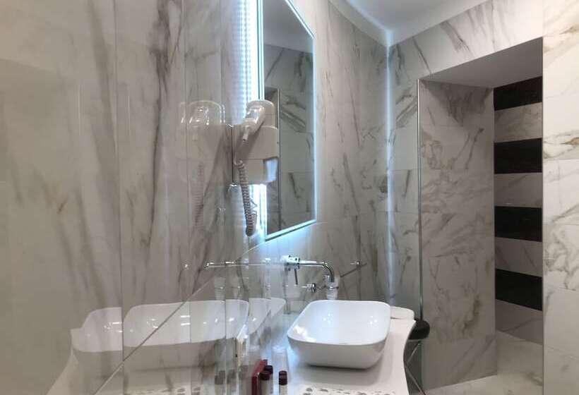 سوییت جونیور, Art Resort Galleria Umberto