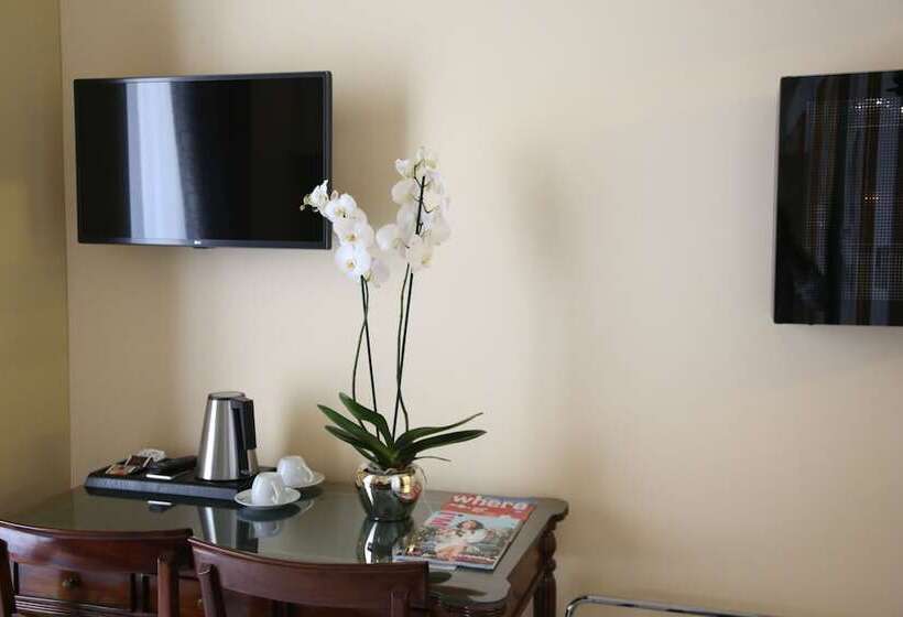 اتاق لوکس, Art Resort Galleria Umberto