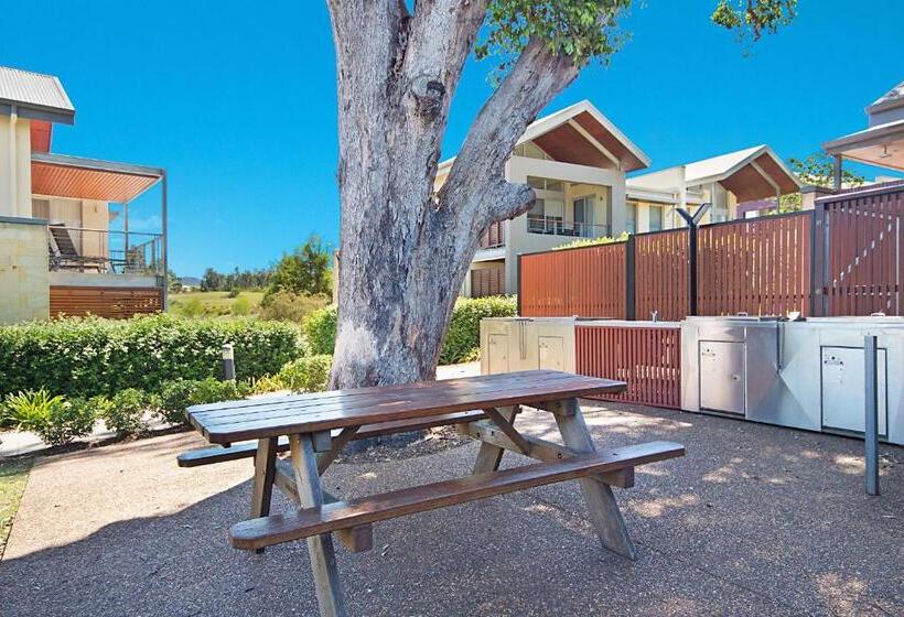 דירת חדר, Grand Mercure The Vintage