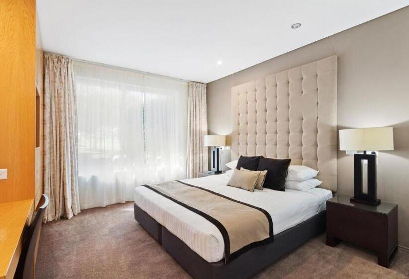 דירת חדר, Grand Mercure The Vintage