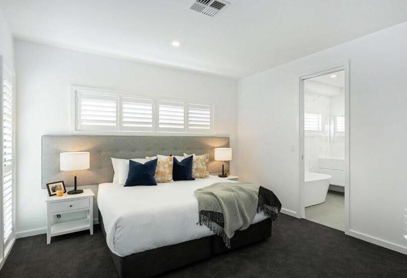 בית, 3 חדרי שינה, Grand Mercure The Vintage