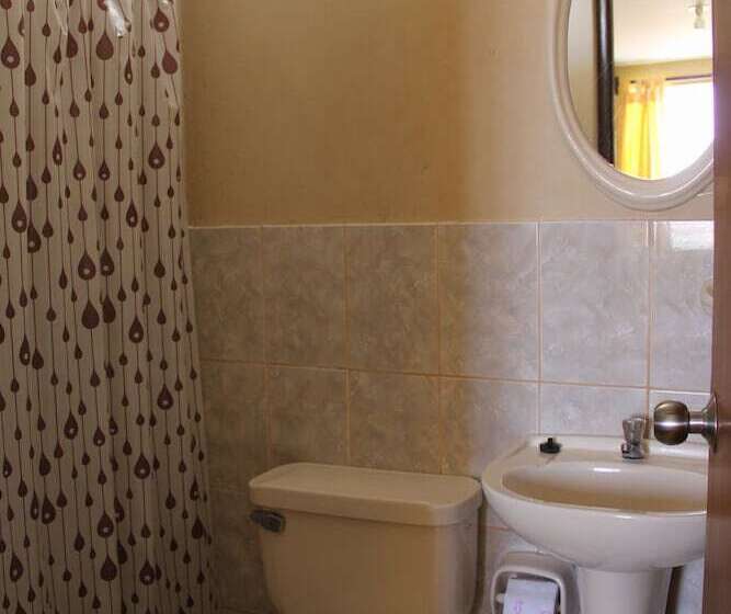 اتاق استاندارد سه نفره, Hostal Tambo Colorado