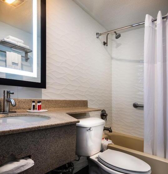 带大床的标准间, Days Inn By Wyndham Wayne