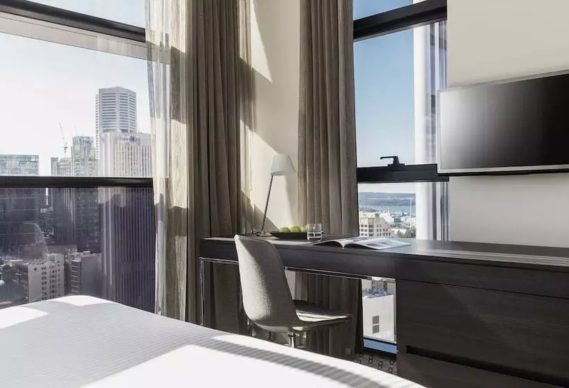 استودیوی لوکس, Fraser Suites Sydney