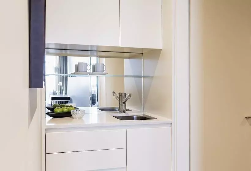 استودیوی لوکس, Fraser Suites Sydney