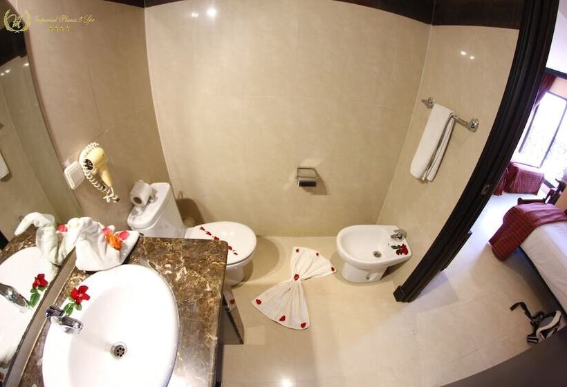 اتاق استاندارد سه نفره, Imperial Plaza & Spa