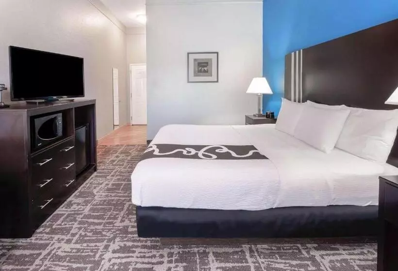 キングサイズベッドのエクゼクティブルーム, La Quinta By Wyndham Kerrville