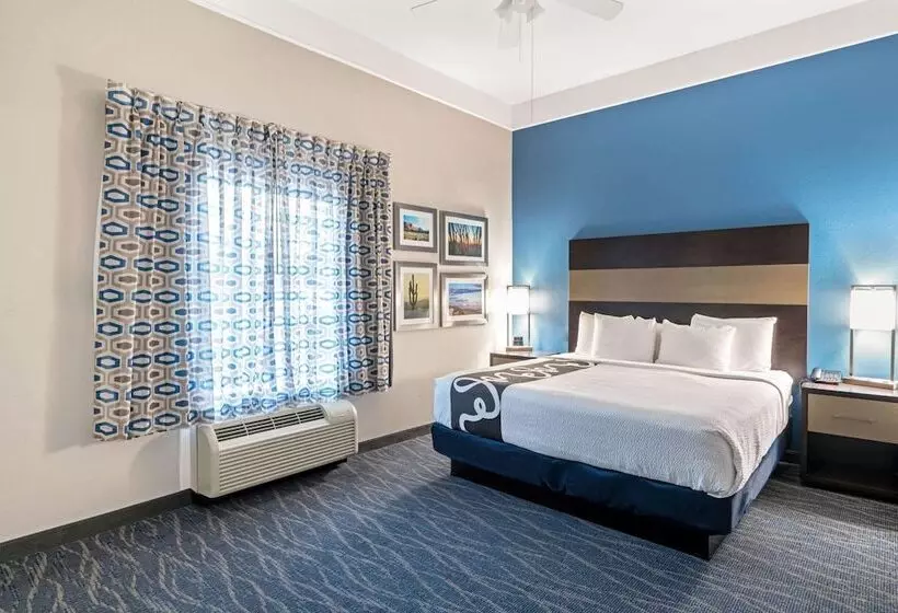 キングサイズベッドのスイートルーム, La Quinta By Wyndham Phoenix I 10 West