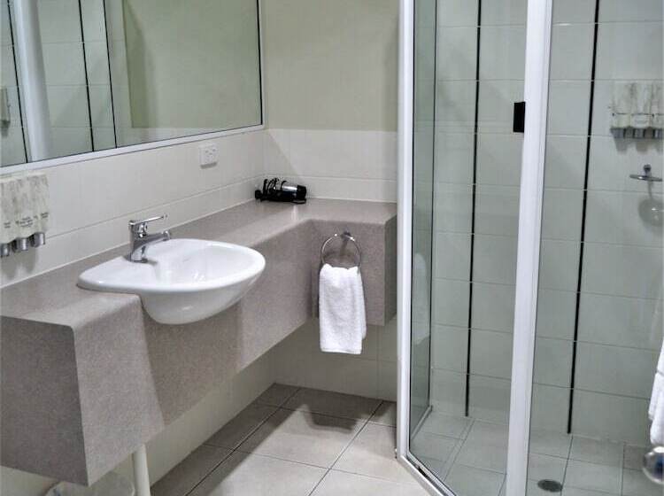 스탠다드 룸, Pittsworth Motor Inn