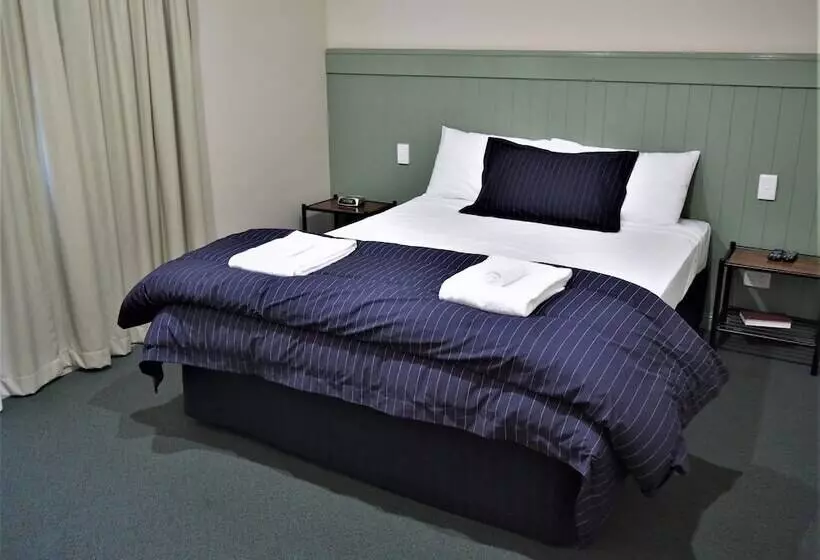 スタンダードルーム, Pittsworth Motor Inn