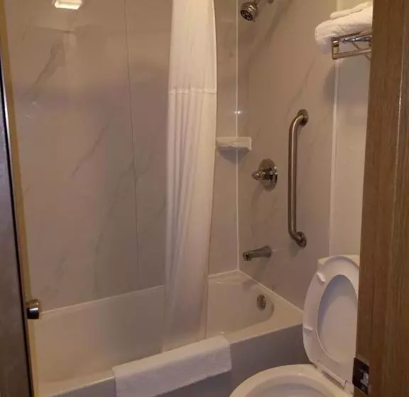 ２ダブルベッドのスタンダードルーム, Quality Inn New River Gorge