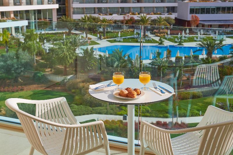 비즈니스룸, Ramada Limited And Suites San Francisco Airport