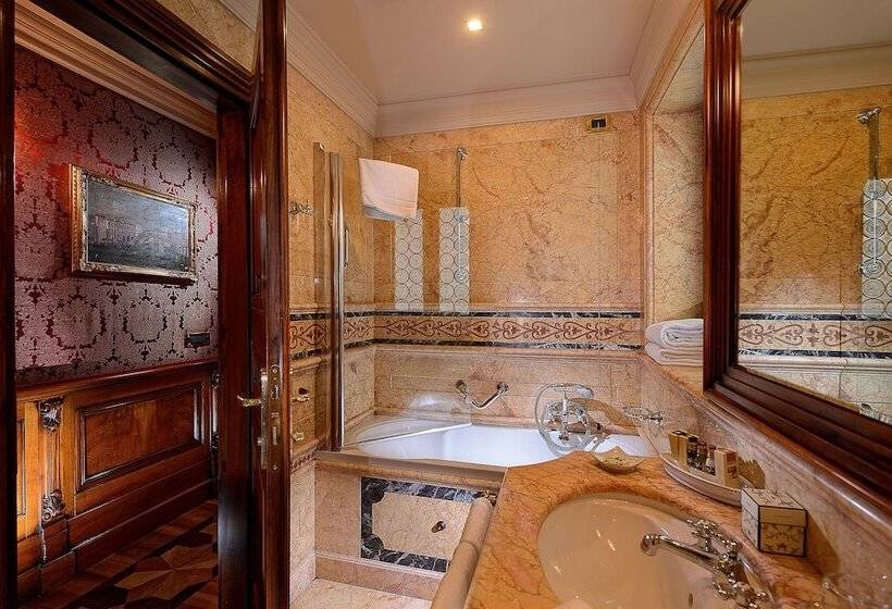 اتاق لوکس با چشم‌انداز, Bellevue Luxury Rooms   San Marco Luxury