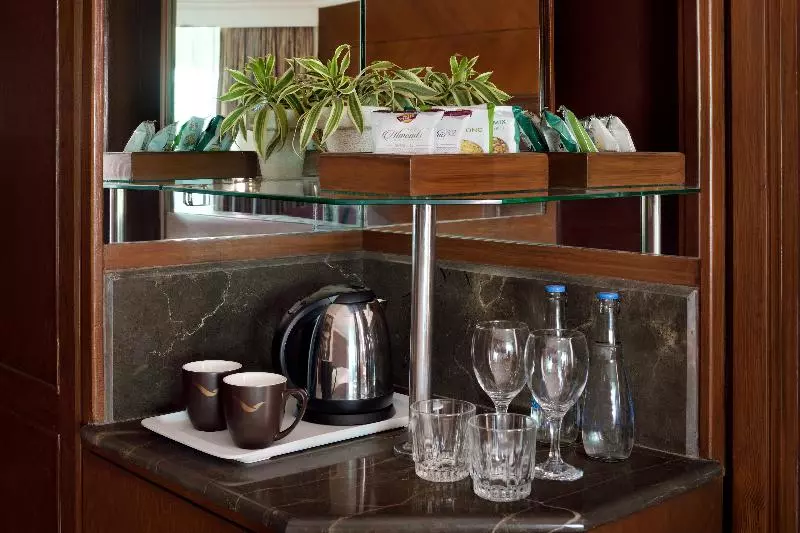 اتاق استاندارد, The Standpipe Golf Motor Inn