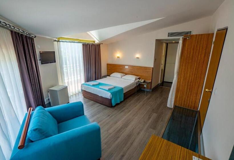 标准间, Tu Casa Gelidonya