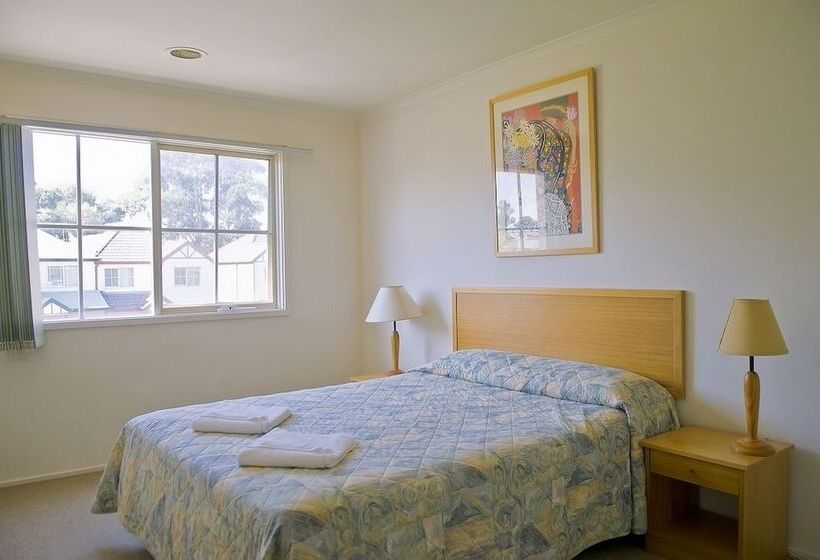 클래식 룸, Lamplighter Motel