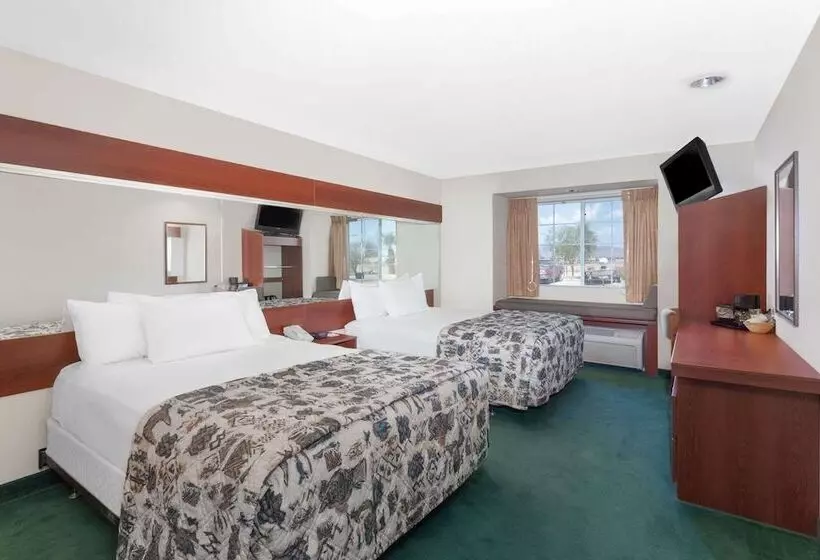 身障者適用スタンダードルーム, Microtel Inn & Suites By Wyndham Wellton