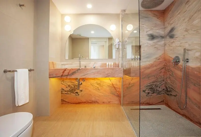 1 Bedroom Superior Apartment