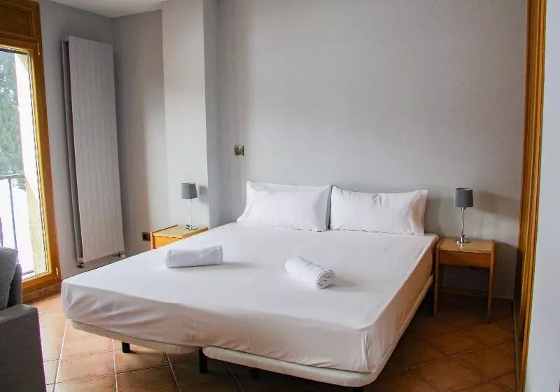 استودیوی استاندارد, Apartamentos Glaç Soldeu 3000