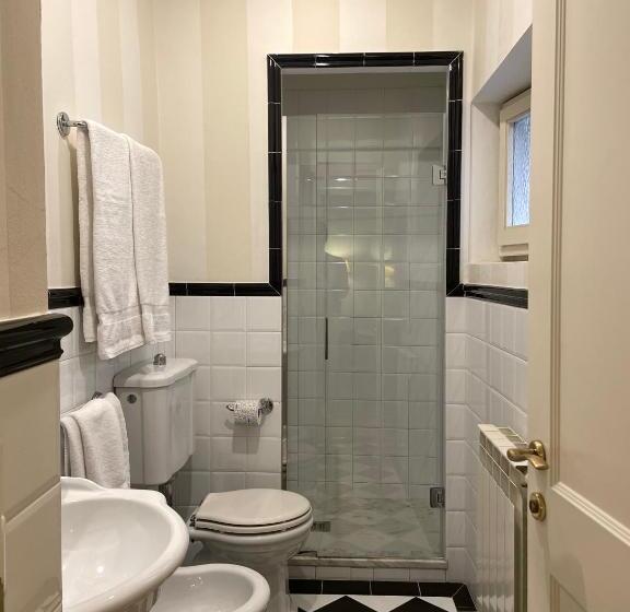 اتاق کلاسیک, Residenza Dei Pucci