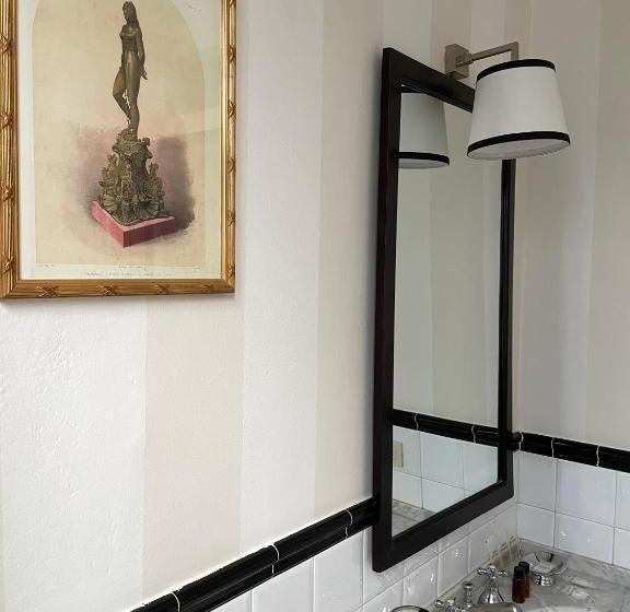 اتاق سوپریور با تخت بزرگ, Residenza Dei Pucci