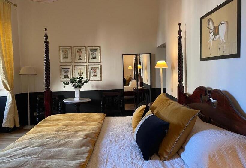 اتاق سوپریور با تخت بزرگ, Residenza Dei Pucci