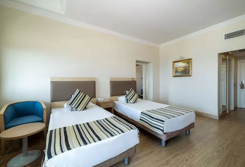 اتاق خانوادگی, Crystal Tat Beach Golf Resort & Spa - Ultimate All Inclusive