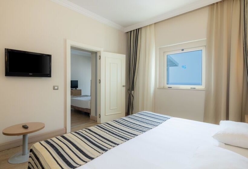 ファミリールーム, Crystal Tat Beach Golf Resort & Spa - Ultimate All Inclusive