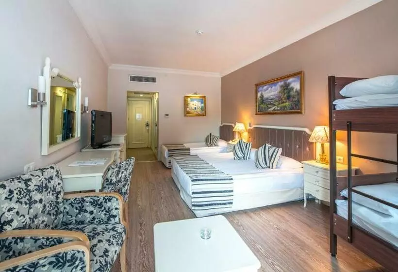 اتاق استاندارد با تختهای تاشو, Crystal Tat Beach Golf Resort & Spa - Ultimate All Inclusive