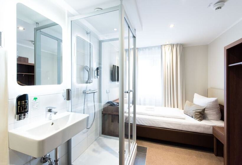 单人经济间, Arena Am Zoo