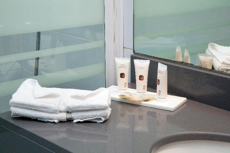 标准间, Arena Am Zoo