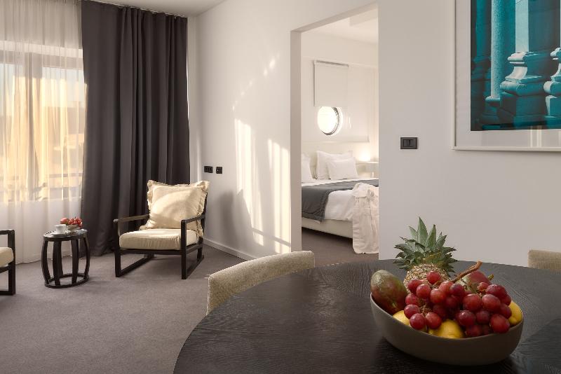 Quarto Executivo, Atrium