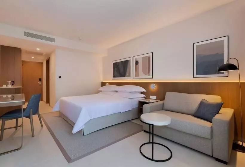 اتاق سوپریور با چشم‌انداز جانبی دریا, Bluesun Hotel Elaphusa